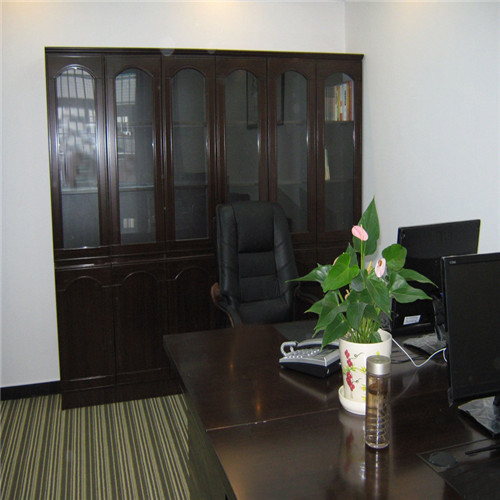 液壓升降平臺(tái)廠家