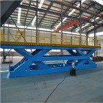 剪叉式電動(dòng)升降平臺(tái)