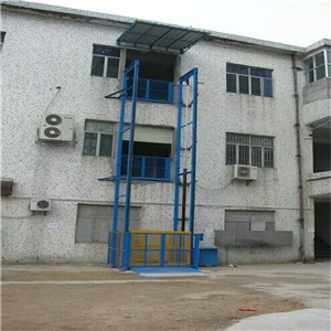 液壓升降貨梯